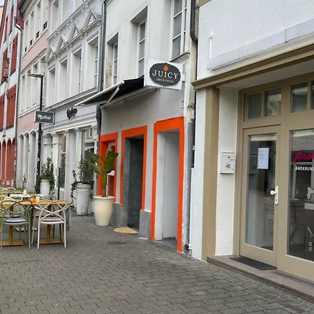 Apartment Schoene Und Gemuetliche In Zentrum *